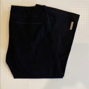 Zella Classic Black Cropped Pants